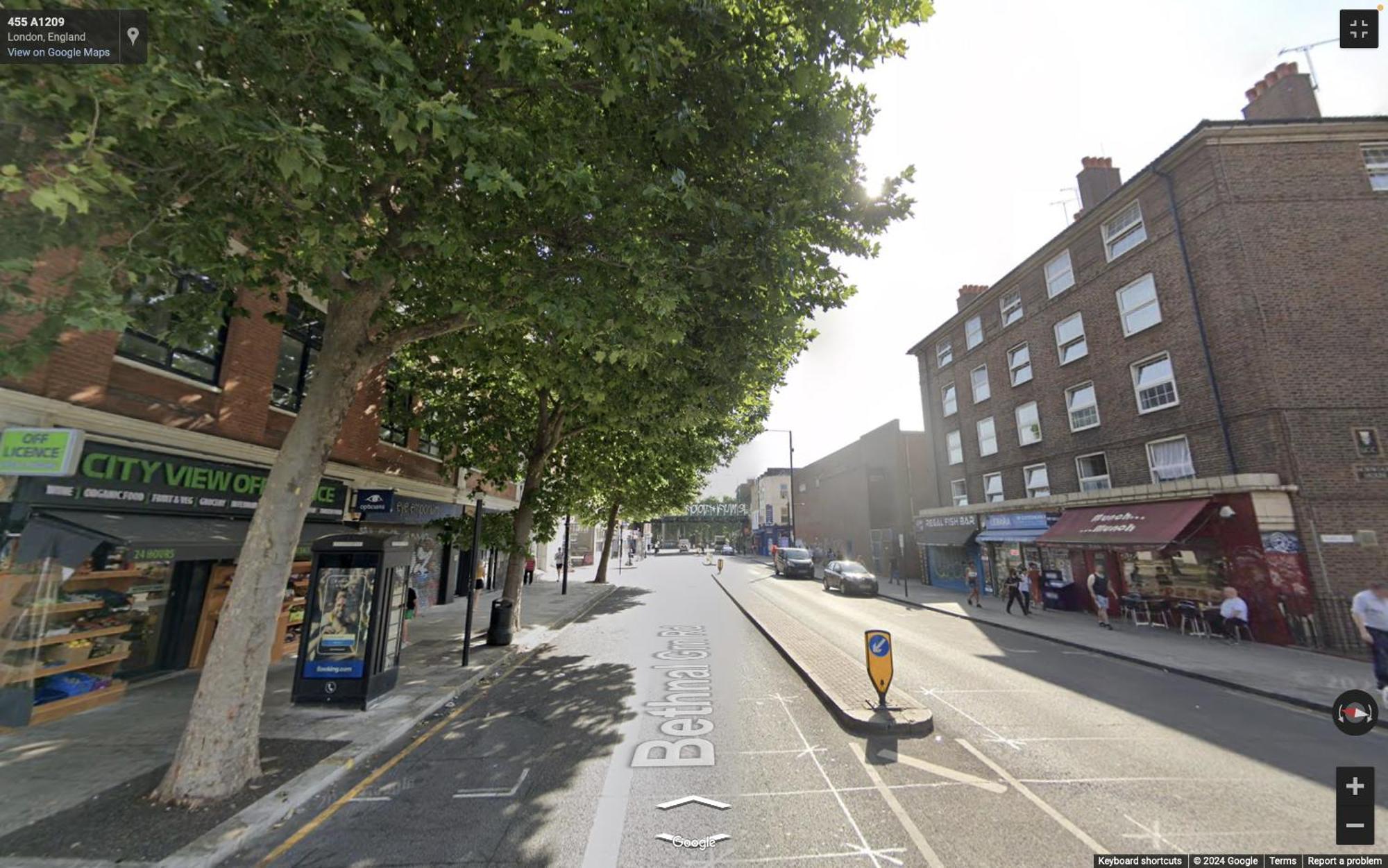 Nice 4 Bedroom Apartment Near City Centre 2-Min Walk To Metro !! Business & Family Friendly!! London Luaran gambar